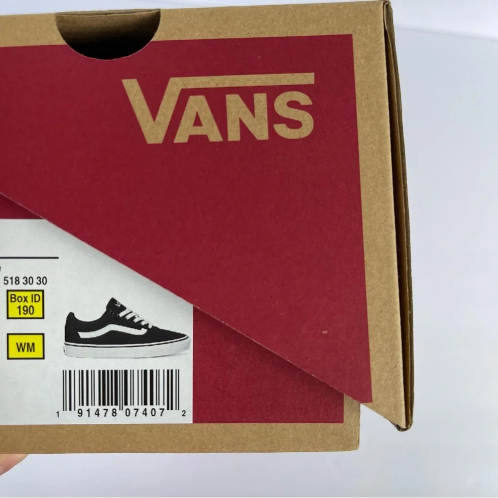 NWT Vans Ward Women’s Black White Sneakers Size 6.5 - Picture 9 of 9